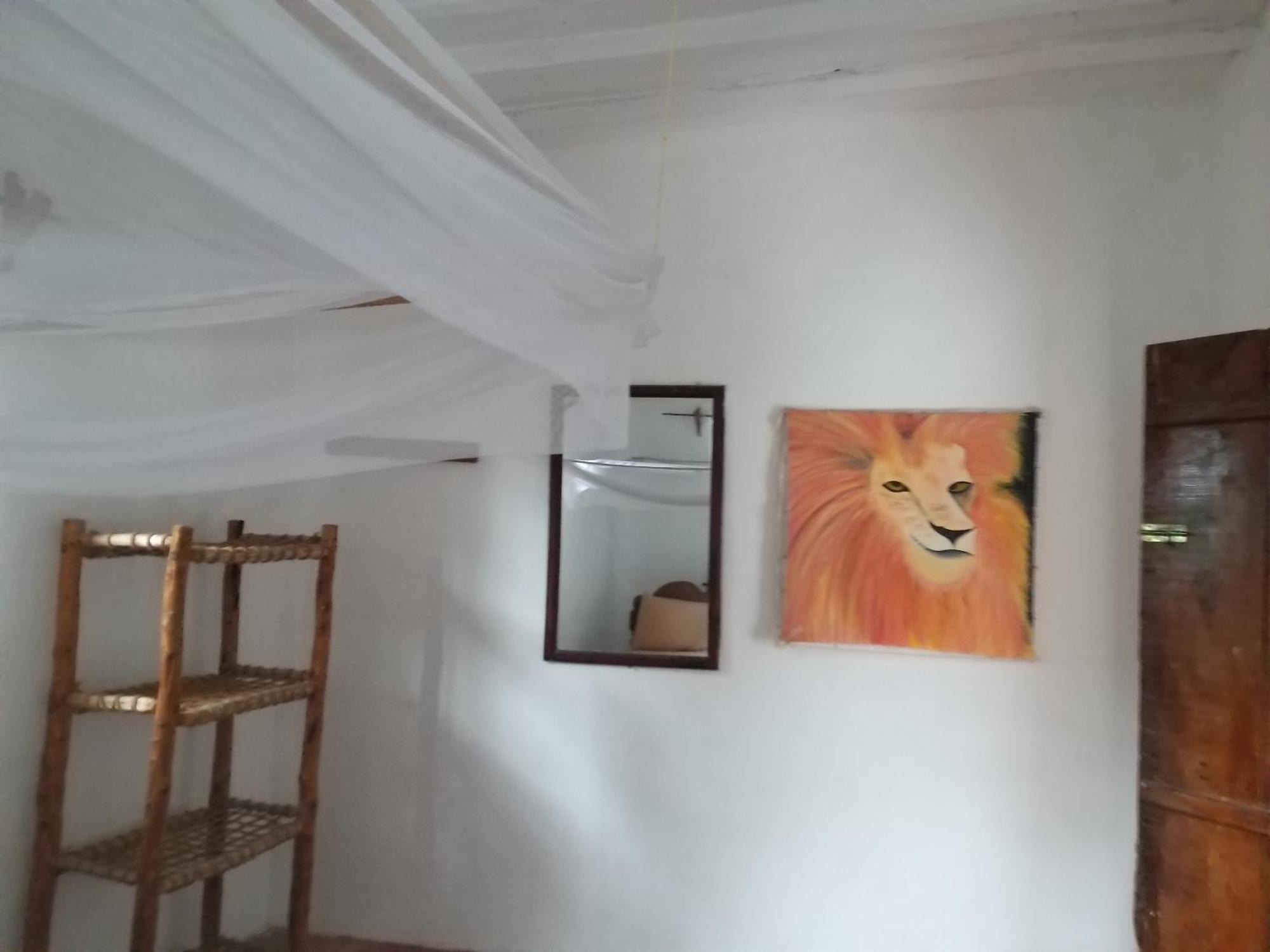 Moringe Home Stay - Village House Джамбиани Номер фото