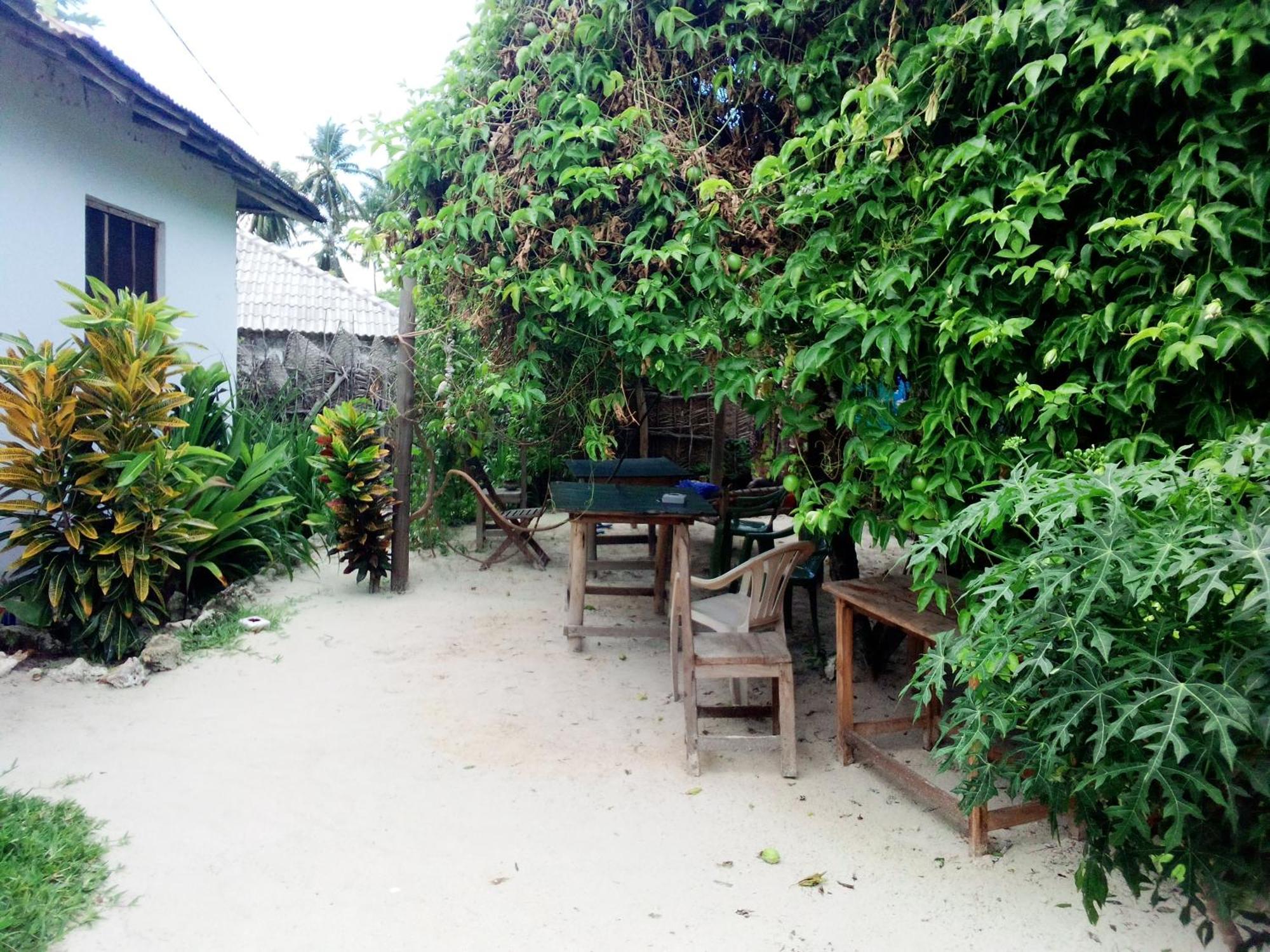 Moringe Home Stay - Village House Джамбиани Номер фото