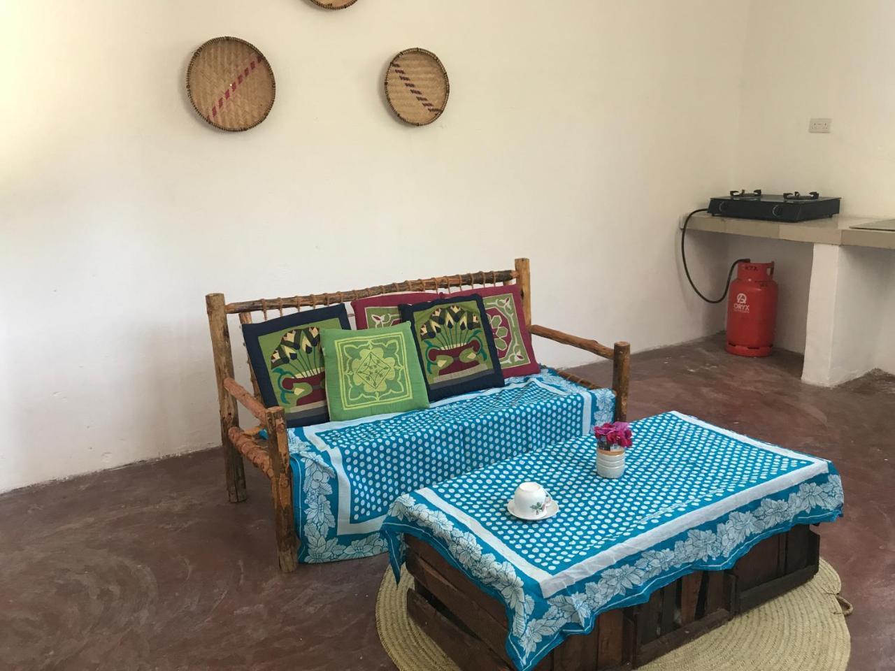 Moringe Home Stay - Village House Джамбиани Экстерьер фото