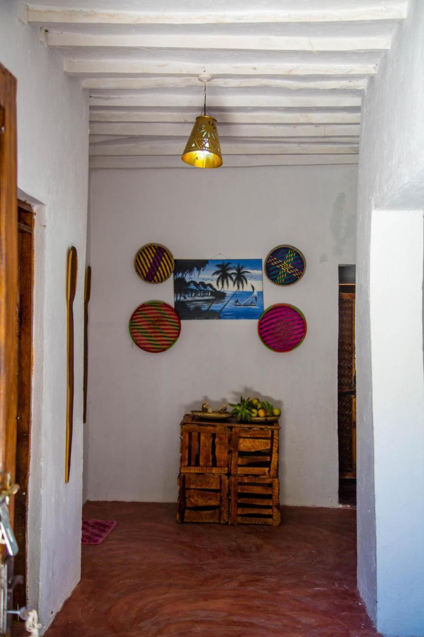 Moringe Home Stay - Village House Джамбиани Экстерьер фото
